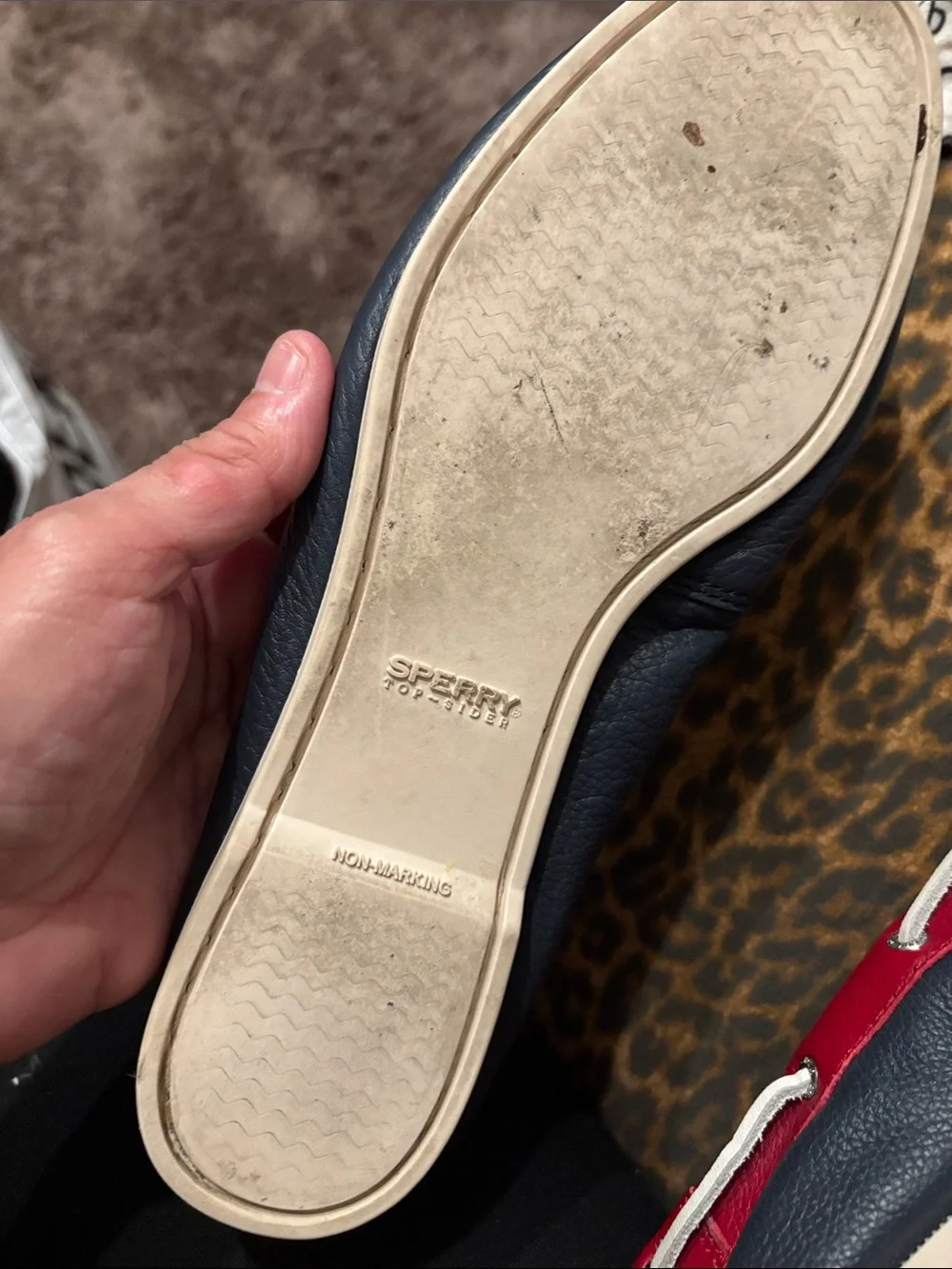 Sperry Red White and Navy Leather Women’s Boat Loafers (extra soft)